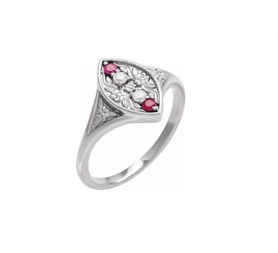 Vintage-Inspired Floral Mother's Family 2mm Birthstone Ring Vintage-Inspired Floral Mother's Family 2mm Birthstone Ring