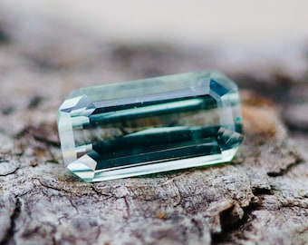 Natural Mint Green Sapphire | Emerald Cut | 2.68 Carat | 10.75x5.44 mm | LOOSE GEMSTONE | Engagement Rings | Wedding bands | Crystals