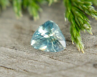 Natural Green Sapphire | Trillion Cut | 6.48x5.88 mm | Green Sapphire Engagement Ring | Loose Sapphire | Sapphire | Jewellery Supplies
