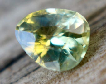 Natural Green Sapphire | Trillion Cut | 1.02 Carat | 6.03x5.18 mm | Coloured  Sapphire | Engagement Rings | Jewellery Making Stones