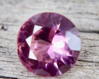 Natural Pink Spinel | Round Cut | 0.90 Carat | Ceylon Origin – Ethical, Unheated & Untreated Gemstone