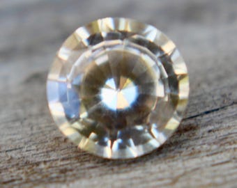 Natural Peach Sapphire | Oval Cut | 6 mm | Unheated Sapphire | Engagement Ring | Sapphire Ring |