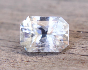 Natural White Sapphire With Slight Yellow | 2.88 Carat | 9.22x6.80 mm | Genuine Earth Mined Natural Gemstones | Jewellery Supplies