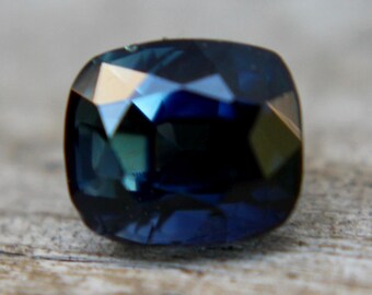 Natural Blue Green Sapphire | Cushion Cut | 0.98 Carat | 5.74x4.75mm | Untreated Gemstones | Jewellery GEMSTONES
