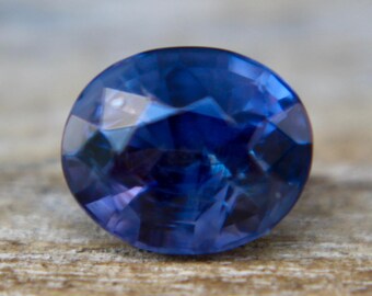 Natural Purple Sapphire | Oval Cut | 1.69 Carat | 7.34x6.01 mm | Loose Sapphire | Bluish Purple Sapphire | Engagement Ring | Sapphire Ring