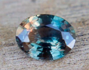 Rare Coloured Natural Mixed Green Pink Sapphire | Oval Cut | 0.90 Carat | 6.77x5.29mm | Loose Sapphire