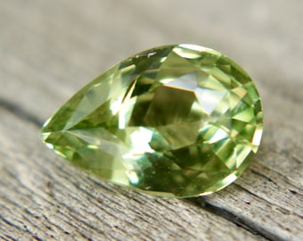 Beautiful Natural Colour Changing Alexandrite | Pear Cut | 10.51x7.19 mm | 2.34 Carat | Engagement Rings | Earth Sourced Gemstones |