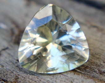 Natural Pale Yellow Sapphire | Trillion Cut | 6.00 mm | Loose Sapphire | Sapphire Rings | Gemstones Jewellery | Wedding Bands | Corundum