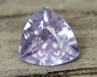 Natural Purple Sapphire | Trillion Cut | 1.28 Carat | 7.00x6.66 mm | Genuine Earth Mined Natural Gemstones | Jewellery Making Supplies