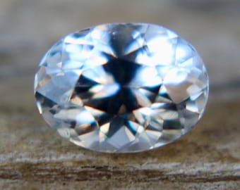 Natural White Sapphire | Oval Cut | 1.42 Carat | 7.35x5.51 mm | Loose Stones | Natural Corundum | Responsibly Earth Sourced/Mined Gemstones