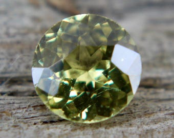 Natural Greenish Yellow  Sapphire | Round Cut | 5.02 mm | Unheated Sapphire | LOOSE GEMSTONE | Engagement | Wedding | Birth Stones | Crystal