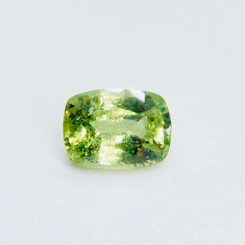 Cushion Cut Loose Gemstones 6.12x4.52 mm Engagement Rings 0.81 Carat Jewellery Loose Sapphire Natural Green Sapphire