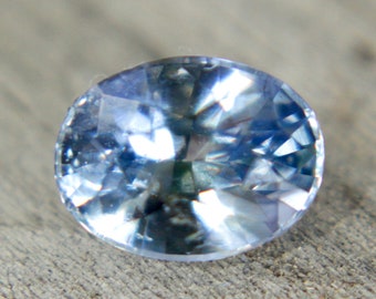 Natural Blue Yellow Sapphire | Oval Cut | 8x6 mm | 1.84 Carat | Bi Coloured Sapphire | Engagement Jewellery | Wedding Jewellery | Gemstone