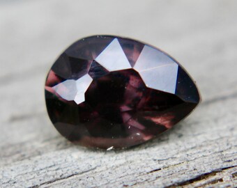 Natural Deep Brown Orange Sapphire | Pear Cut | 1.02 Carat | 7.13x5.23 mm | Unique Coloured Sapphire | Loose Sapphire Gemstones | Jewellery