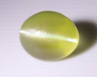 Natural Chrysoberyl Cat’s Eye 1.60ct, Yellow Green Ceylon Oval Cabochon, Untreated Gemstone