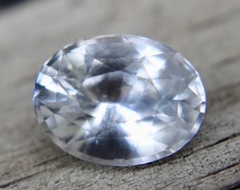 Beautiful Natural White Sapphire | Oval Cut | 1.52 Carat | 7.92x6.09mm | Engagement Rings | Wedding Rings | Birth Stones Rings | Crystal