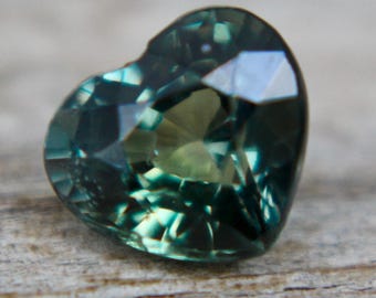Natural Green Sapphire | Heart Cut | 5.90x5.23 mm | 1.02 Carat | Loose Sapphire | Gemstones Rings | Jewellery Making | Jewellery Supplies