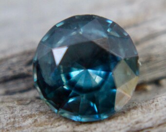 Natural Teal Sapphire | Round Cut | 0.92 Carat |  6.06 mm | Unheated Blue Green Sapphire Ring | Engagement Ring | Earth Mined Sapphire Ring