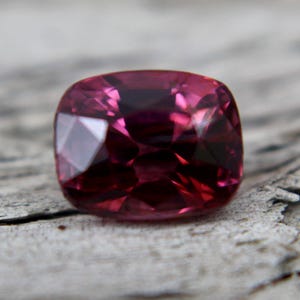 Natural Pink Spinel Gemstone: 2.35 Carat Cushion Cut, Ceylon Origin