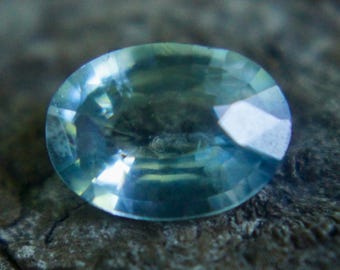 Natural Green Sapphire | Oval Cut | 6.98x5.08 mm | 0.86 Carat | Loose Gemstone | Natural Sapphire Jewellery | Engagement Rings | Sapphire