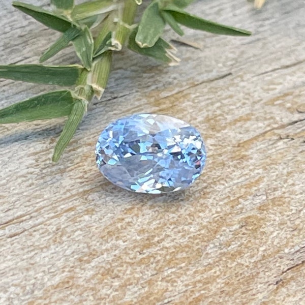 Natural Pale Blue Sapphire | Oval Cut | 6.95x5.01 mm | 1.13 Carat | Engagement Ring | Sapphire Ring | Wedding Rings | Sapphire Ring