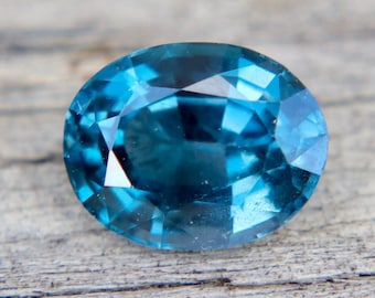 Natural Peacock Blue Sapphire – 1.10 Carat Oval Cut | VVS Clarity | Madagascar Origin | Loose Sapphire for Custom Jewellery