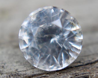 Natural White Sapphire | Round Cut | 2.18 Carat | 7.47 mm | Ceylon Sapphire | Gemstone For A Beautiful Jewellery Making