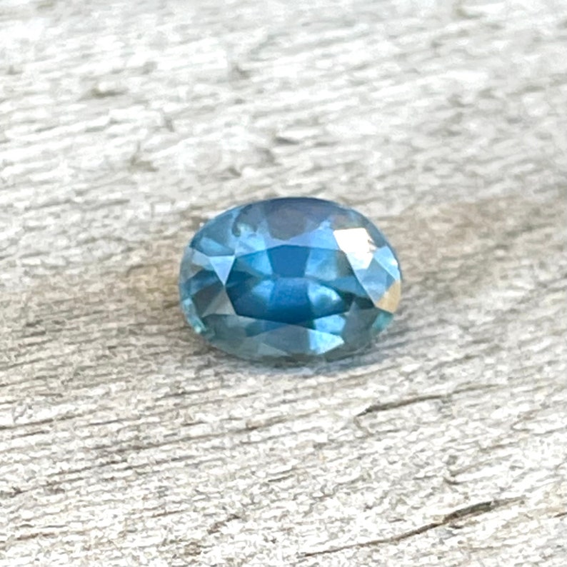 Natural Teal Sapphire Oval Cut 6.30x4.73 mm LOOSE GEMSTONE FOR A Engagement Jewellery image 2