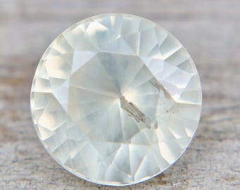 2.30ct Ceylon Pale Yellow Sapphire: Natural Unheated Gemstone