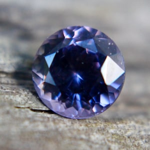 Natural Purple Spinel: 6.40 mm Round Cut Ceylon Gemstone
