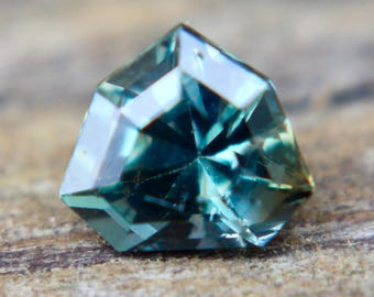 Natural Green Sapphire | Modified Trillion Cut | 6.17x5.55 mm | 0.93 Carat | Loose Green Sapphires | Ceylon Sapphires | Engagement Rings