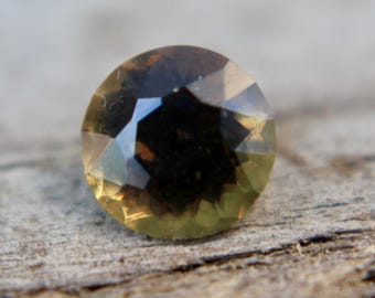 Natural Greenish Yellow  Sapphire | Oval Cut | 0.94 Carat | 6.05 mm | Jewellery Making Gemstones | Engagement Ring | Jewellery