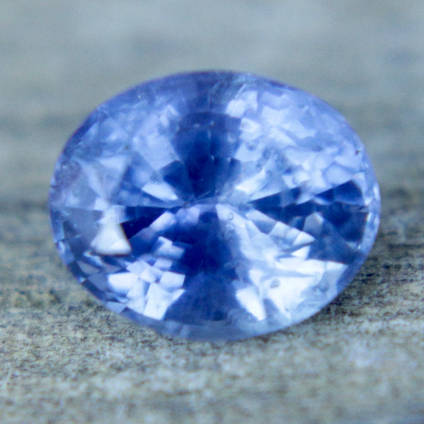 Zaffiro blu clearance prezzo al carato