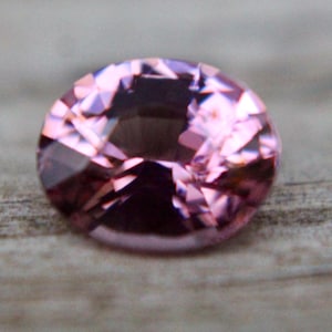 Natural Pink Spinel Gemstone: 1.47 Carat Oval Cut, Ceylon Origin