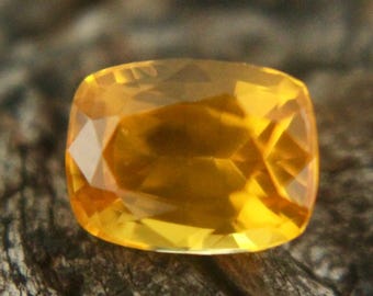 Natural  Yellow Sapphire | Cushion Cut | 6.38x4.79 mm | Engagement Rings | Gemstones Jewellery | Loose Gemstones | Loose Corundum |