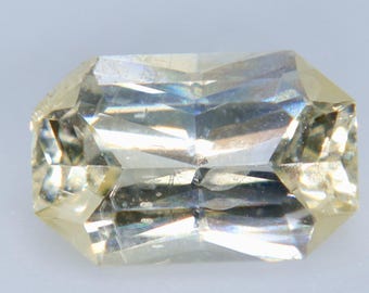 Natural Yellow Sapphire 1.31ct Emerald Cut Ceylon Loose Sapphire Gemstone Untreated Sapphire for Engagement Ring Jewelry Making