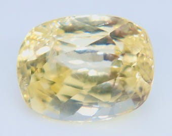 Unheated Yellow Ceylon Sapphire 1.93 ct, Rectangular Cushion Cut, Natural Loose Gemstone for Ring or Pendant