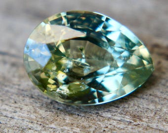 Natural Pale Green Sapphire | Loose Green Sapphire Gemstone |  Pear Cut | 0.93 Carat | 7x5 mm | Gemstone Sapphire | Jewellery Making Stones