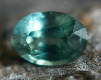 Natural Green Sapphire | Oval Cut | 1.02 Carat | 7x5 mm | Loose Coloured Sapphire | Engagement Ring | Sapphire Rings