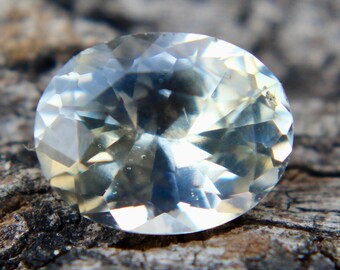 Natural Pale Yellow Champagne Sapphire | Oval Cut | 1.22 Carat | 7.33x5.76 mm | Engagement Rings | Sapphire Rings