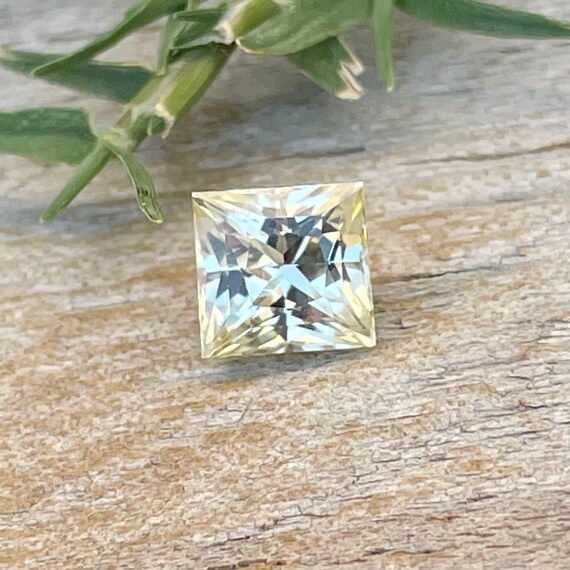 Pale yellow shop sapphire