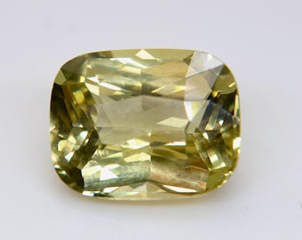 Natural Color Change Alexandrite 4.46 ct Rectangular Cushion Cut Loose Gemstone, Yellowish Green to Orange Chrysoberyl Alexandrite