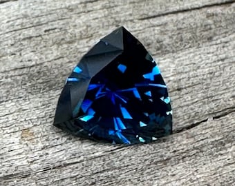 Loose Blue Sapphire | Trillion Cut | 7x4.50 mm | VVS | Australian Sapphire | Engagement Ring | Sapphire Ring | Birth Stones | Jewellery Sets