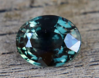 Loose Green Sapphire | Oval Cut | 7.03x5.71 mm | 1.21 Carat | Unheated Untreated Sapphire | Natural Bi Colour Sapphire | Sapphire Rings