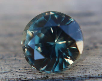 Natural Green Sapphire 1.35 Ct Round Cut, Untreated Madagascar Sapphire, Loose Green Gemstone for Engagement Ring