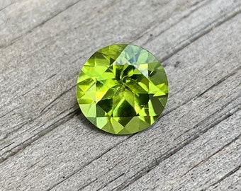 Natural Peridot | Round Cut | 0.90 Carat | 6 mm | Unheated | Untreated | August Birth Stone | Peridot Rings