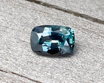 Natural Parti Coloured Sapphire | Cushion Cut  | 0.81 Carat | 6.26x4.23 mm | jewellery Making stones | Jewellery design | crystals