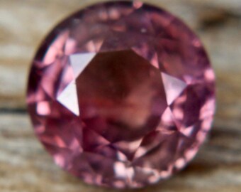 Natural BI Coloured Sapphire | Round Cut | 7.70 mm | 2.77  Carat | Unheated Untreated Gemstone | Engagement Jewellery | Pink Purple Sapphire