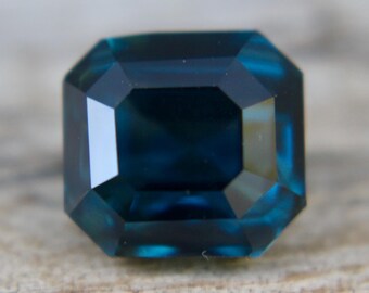 Beautiful Natural Teal Blue Sapphire | Octagon Cut | 5.31 Carat | 8.96x8.43 mm | LOOSE GEMSTONES | Teal Sapphire Rings | Engagement Ring
