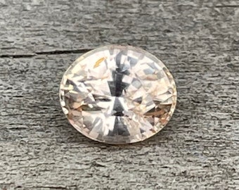 Natural Orangish Brown Sapphire | Peach Sapphire | Oval Cut | 6.50x5.60 mm | 1.19 Carat | Natural Sapphire Ring | Engagement Ring |